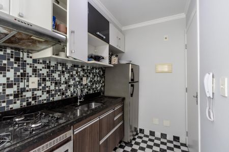 Apartamento para alugar com 45m², 2 quartos e sem vagaCozinha e Área de Serviço