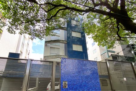 Apartamento à venda com 70m², 2 quartos e 2 vagasFachada