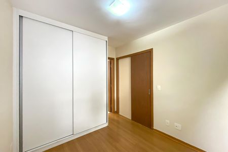 Apartamento à venda com 70m², 2 quartos e 2 vagasSuite 1