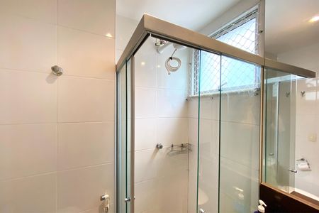 Apartamento à venda com 70m², 2 quartos e 2 vagasBanheiro