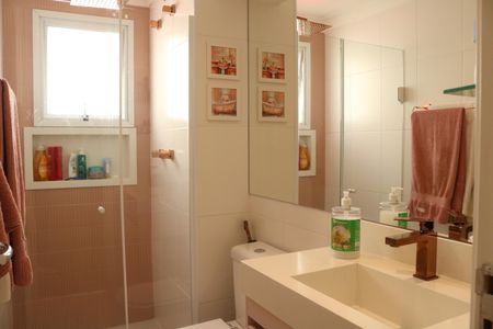 Apartamento à venda com 65m², 1 quarto e 2 vagasBanheiro da Suíte