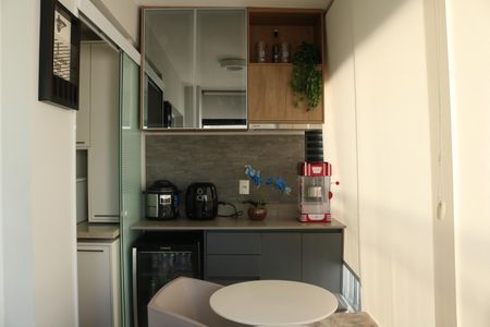 Apartamento à venda com 65m², 1 quarto e 2 vagasVaranda