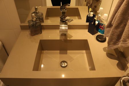 Apartamento à venda com 65m², 1 quarto e 2 vagasBanheiro