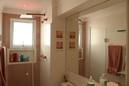 Apartamento à venda com 65m², 1 quarto e 2 vagasBanheiro da Suíte