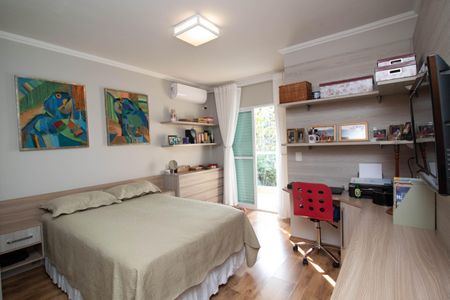 Casa à venda com 165m², 3 quartos e 2 vagas Casa à venda com 165m², 3 quartos e 2 vagasQuarto 1 - Suíte