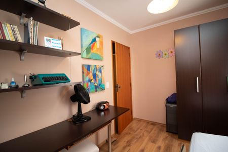 Casa à venda com 165m², 3 quartos e 2 vagas Casa à venda com 165m², 3 quartos e 2 vagasQuarto 3