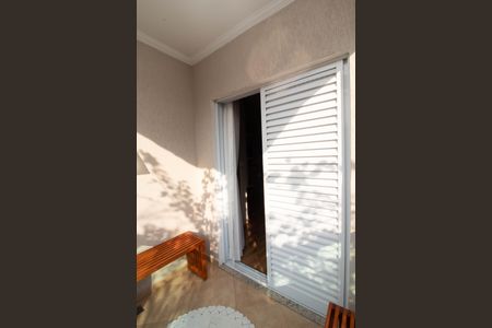 Casa à venda com 165m², 3 quartos e 2 vagas Casa à venda com 165m², 3 quartos e 2 vagasVara da Suíte