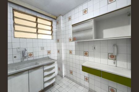 Apartamento à venda com 54m², 2 quartos e sem vaga Apartamento à venda com 54m², 2 quartos e sem vagaCozinha