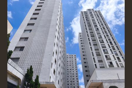 Apartamento à venda com 54m², 2 quartos e sem vaga Apartamento à venda com 54m², 2 quartos e sem vagaFachada