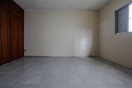 Casa para alugar com 100m², 3 quartos e 2 vagasSuíte