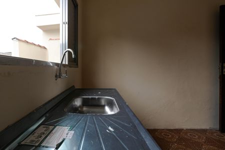 Casa para alugar com 100m², 3 quartos e 2 vagasCozinha