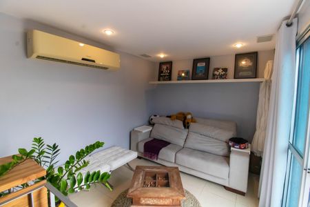 Apartamento à venda com 199m², 2 quartos e 2 vagas Apartamento à venda com 199m², 2 quartos e 2 vagasCobertura