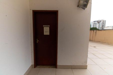Apartamento à venda com 199m², 2 quartos e 2 vagas Apartamento à venda com 199m², 2 quartos e 2 vagasÁrea comum