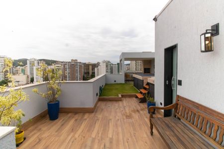 Apartamento à venda com 199m², 2 quartos e 2 vagas Apartamento à venda com 199m², 2 quartos e 2 vagasCobertura