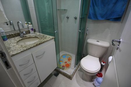 Apartamento à venda com 65m², 2 quartos e 1 vagaBanheiro Social