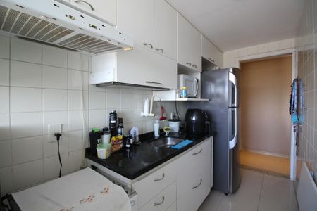 Apartamento à venda com 65m², 2 quartos e 1 vagaCozinha