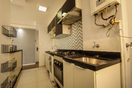 Apartamento à venda com 68m², 3 quartos e 2 vagas Apartamento à venda com 68m², 3 quartos e 2 vagasCozinha e Área de Serviço