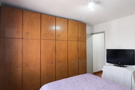 Casa à venda com 90m², 3 quartos e 2 vagasQuarto 3