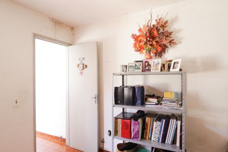 Casa à venda com 90m², 3 quartos e 2 vagasQuarto 2