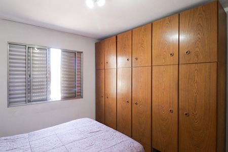 Casa à venda com 90m², 3 quartos e 2 vagasQuarto 3