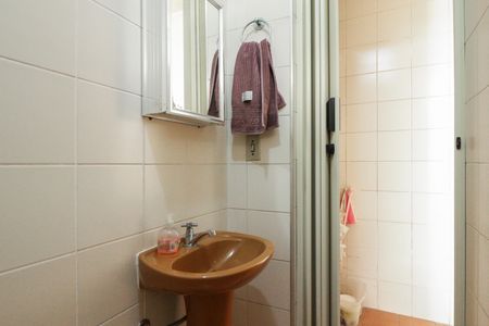 Casa à venda com 90m², 3 quartos e 2 vagas Área de Serviço e Banheiro de Serviço