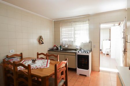 Casa à venda com 90m², 3 quartos e 2 vagasCozinha