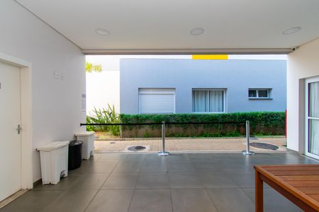 Apartamento à venda com 37m², 2 quartos e sem vagaÁrea comum