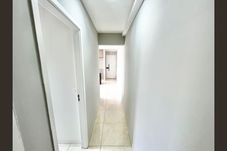 Apartamento à venda com 45m², 2 quartos e sem vaga Apartamento à venda com 45m², 2 quartos e sem vagaCorredor