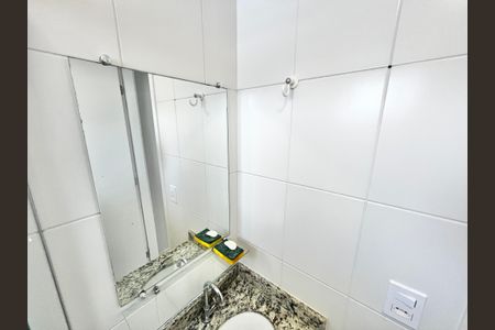 Apartamento à venda com 45m², 2 quartos e sem vaga Apartamento à venda com 45m², 2 quartos e sem vagaBanheiro
