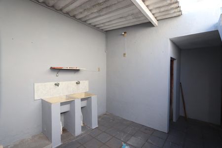 Casa para alugar com 89m², 2 quartos e 2 vagasÁrea de Serviço