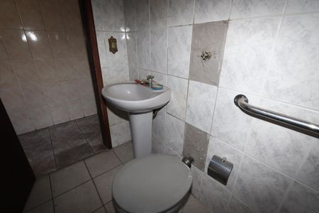 Casa para alugar com 89m², 2 quartos e 2 vagasBanheiro Social 2