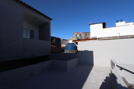 Casa para alugar com 89m², 2 quartos e 2 vagasTerraço