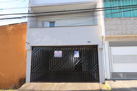 Casa para alugar com 89m², 2 quartos e 2 vagasFachada