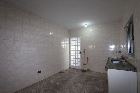 Casa para alugar com 89m², 2 quartos e 2 vagasCozinha