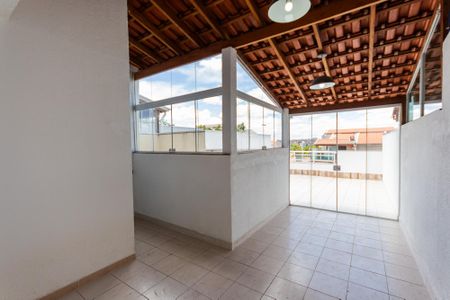 Apartamento para alugar com 100m², 2 quartos e 1 vaga Apartamento para alugar com 100m², 2 quartos e 1 vagaCobertura