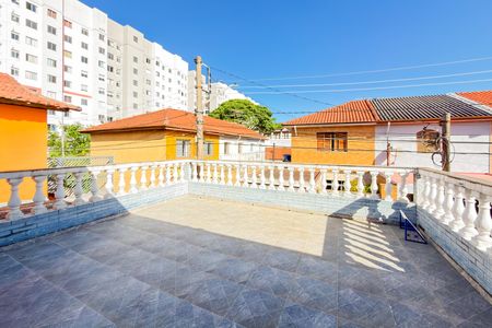 Casa à venda com 108m², 2 quartos e 2 vagas Casa à venda com 108m², 2 quartos e 2 vagasVaranda do Quarto 2