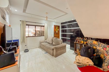 Casa à venda com 108m², 2 quartos e 2 vagas