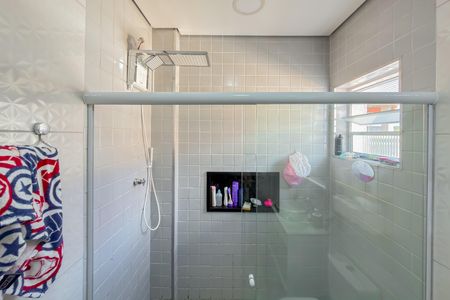 Casa à venda com 108m², 2 quartos e 2 vagas Casa à venda com 108m², 2 quartos e 2 vagasBanheiro dos Quartos