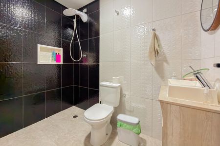 Casa à venda com 108m², 2 quartos e 2 vagas Casa à venda com 108m², 2 quartos e 2 vagasBanheiro Social