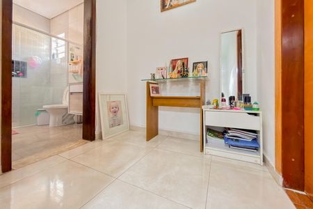 Casa à venda com 108m², 2 quartos e 2 vagas Casa à venda com 108m², 2 quartos e 2 vagasPiso Superior