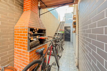 Casa à venda com 108m², 2 quartos e 2 vagas Casa à venda com 108m², 2 quartos e 2 vagasChurrasqueira