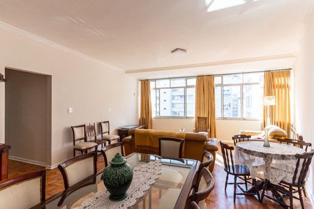 Apartamento para alugar com 147m², 3 quartos e 1 vaga Apartamento para alugar com 147m², 3 quartos e 1 vagaSala