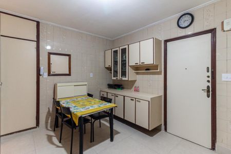 Apartamento para alugar com 147m², 3 quartos e 1 vaga Apartamento para alugar com 147m², 3 quartos e 1 vagaCozinha