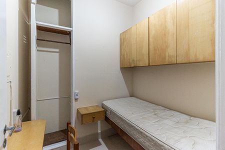 Apartamento para alugar com 147m², 3 quartos e 1 vaga Apartamento para alugar com 147m², 3 quartos e 1 vagaQuarto de Serviço