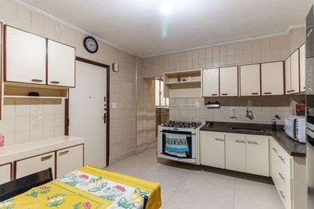Apartamento para alugar com 147m², 3 quartos e 1 vaga Apartamento para alugar com 147m², 3 quartos e 1 vagaCozinha