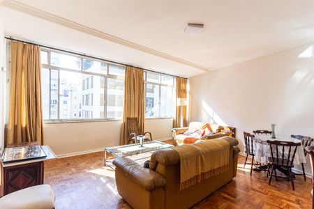 Apartamento para alugar com 147m², 3 quartos e 1 vaga Apartamento para alugar com 147m², 3 quartos e 1 vagaSala
