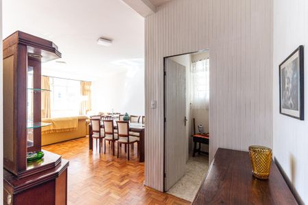 Apartamento para alugar com 147m², 3 quartos e 1 vaga Apartamento para alugar com 147m², 3 quartos e 1 vagaSala