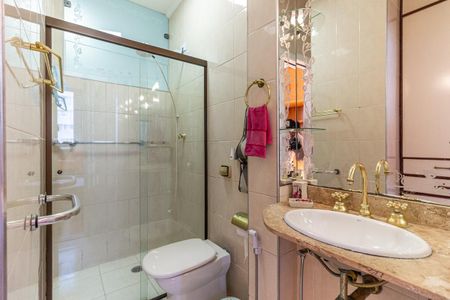 Apartamento para alugar com 147m², 3 quartos e 1 vaga Apartamento para alugar com 147m², 3 quartos e 1 vagaBanheiro da Suíte