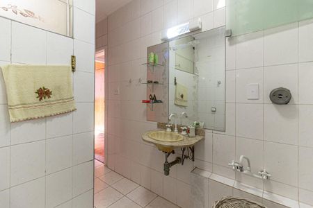 Apartamento para alugar com 147m², 3 quartos e 1 vaga Apartamento para alugar com 147m², 3 quartos e 1 vagaBanheiro Social