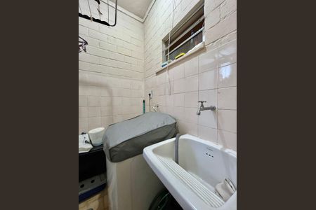 Apartamento à venda com 47m², 2 quartos e 1 vaga Apartamento à venda com 47m², 2 quartos e 1 vagaÁrea de Serviço